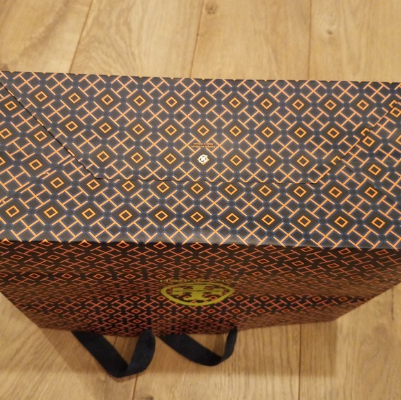 Tory Burch Empty Shopping Paper Gift Bag 12x5x9 - Picture 6 of 6